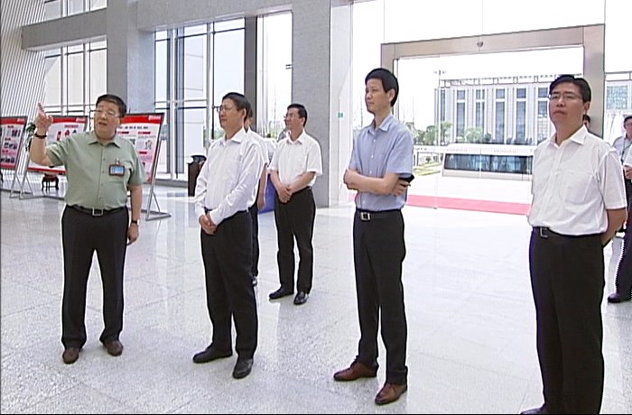 江苏省委常委、组织部部长郭文奇莅临EBET易博药业调研指导
